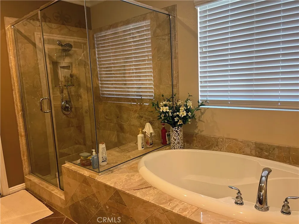 4112 Ballantree Lake Elsinore, CA 92530