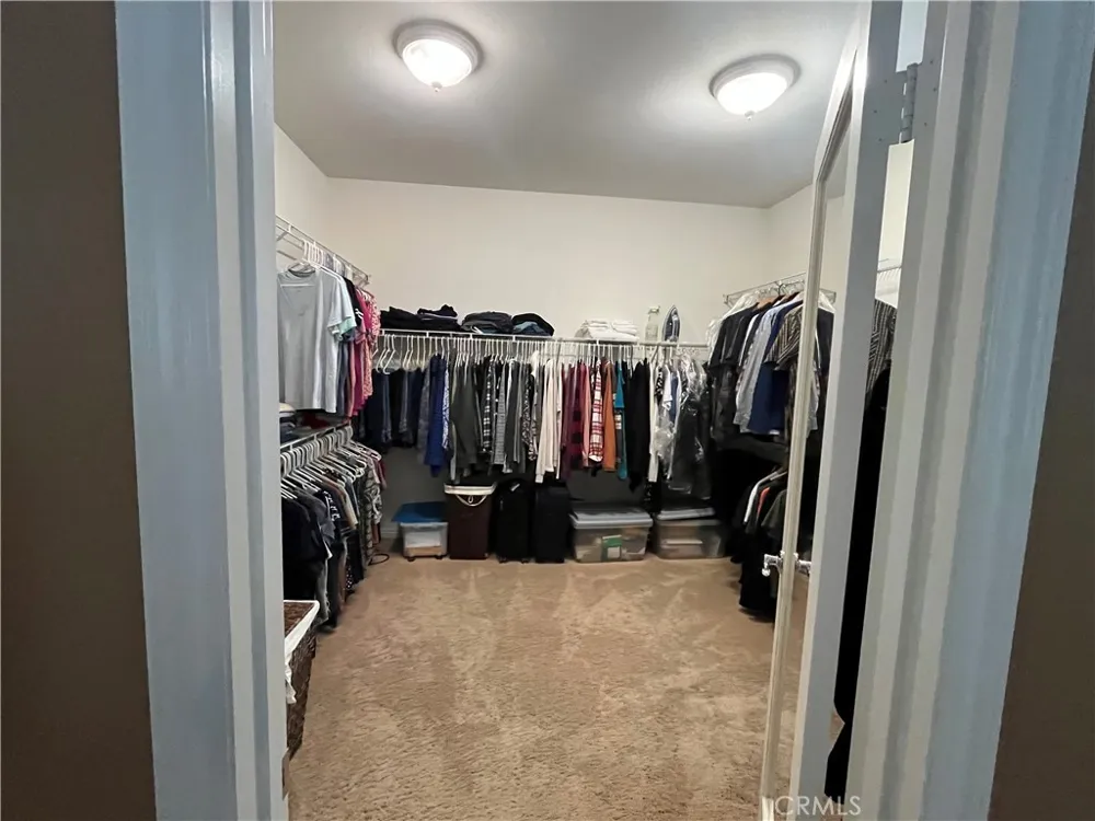 4112 Ballantree Lake Elsinore, CA 92530