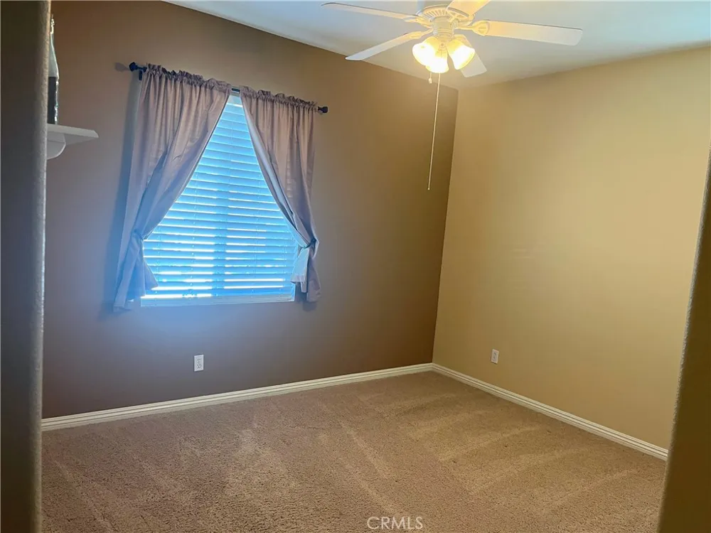 4112 Ballantree Lake Elsinore, CA 92530