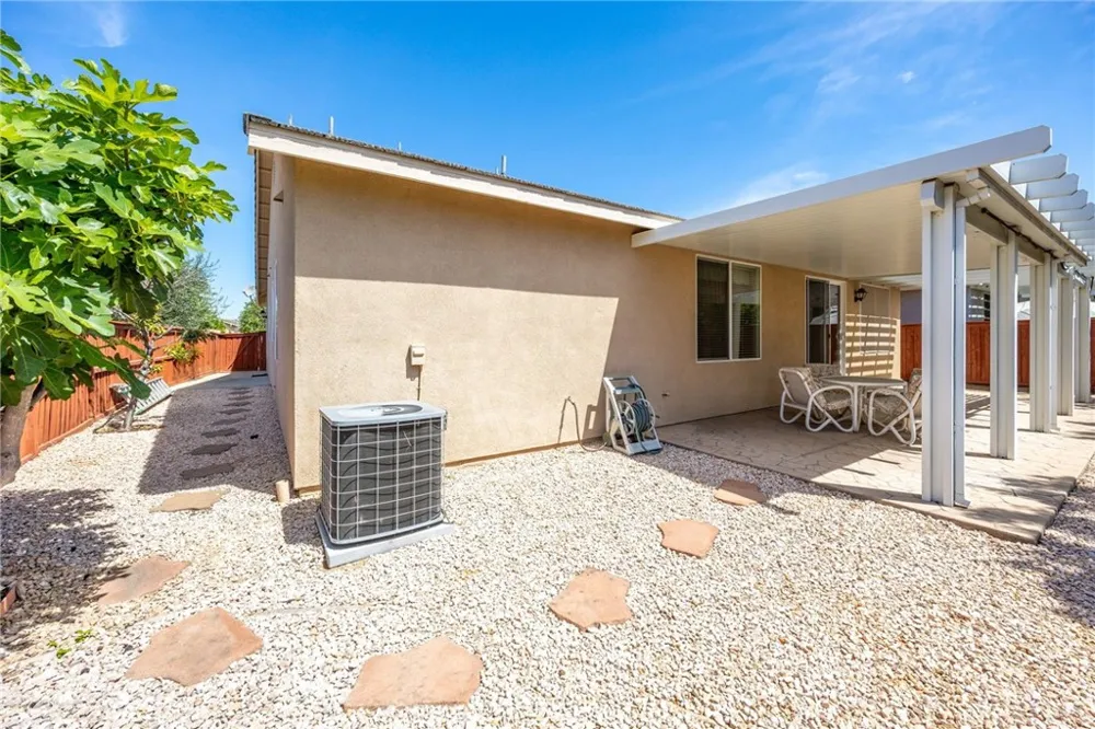 30102 Iron Horse Murrieta, CA 92563