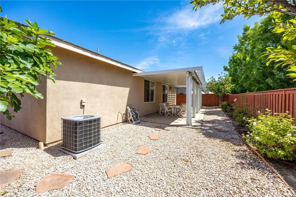 30102 Iron Horse Murrieta, CA 92563