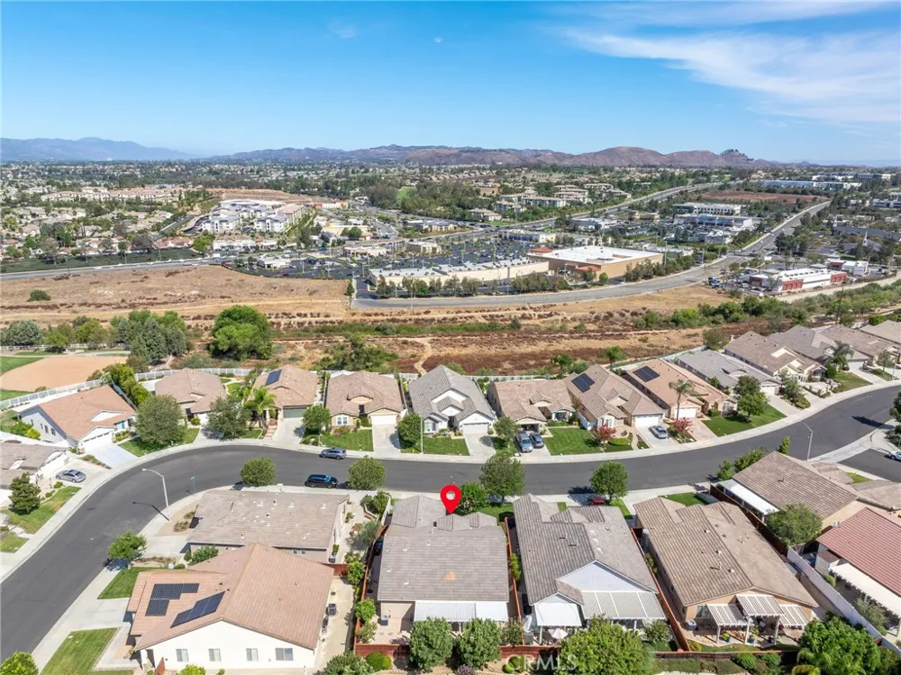 30102 Iron Horse Murrieta, CA 92563