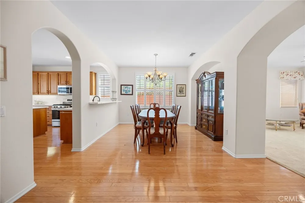 30102 Iron Horse Murrieta, CA 92563