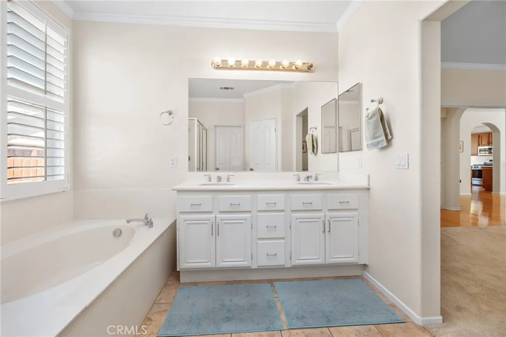 30102 Iron Horse Murrieta, CA 92563