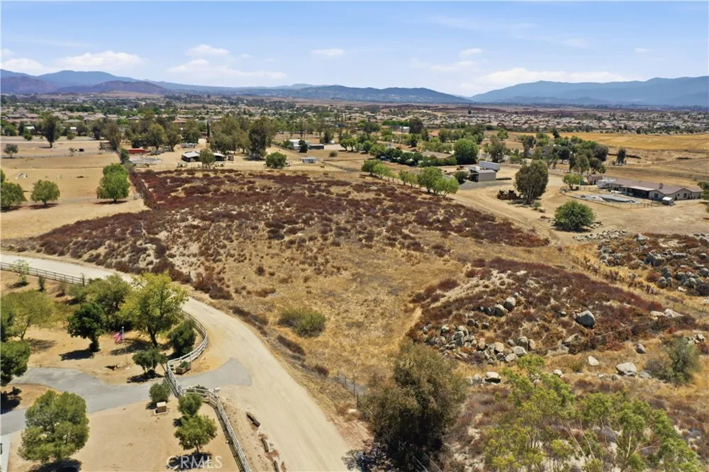 Van Gaale Winchester, CA 92563