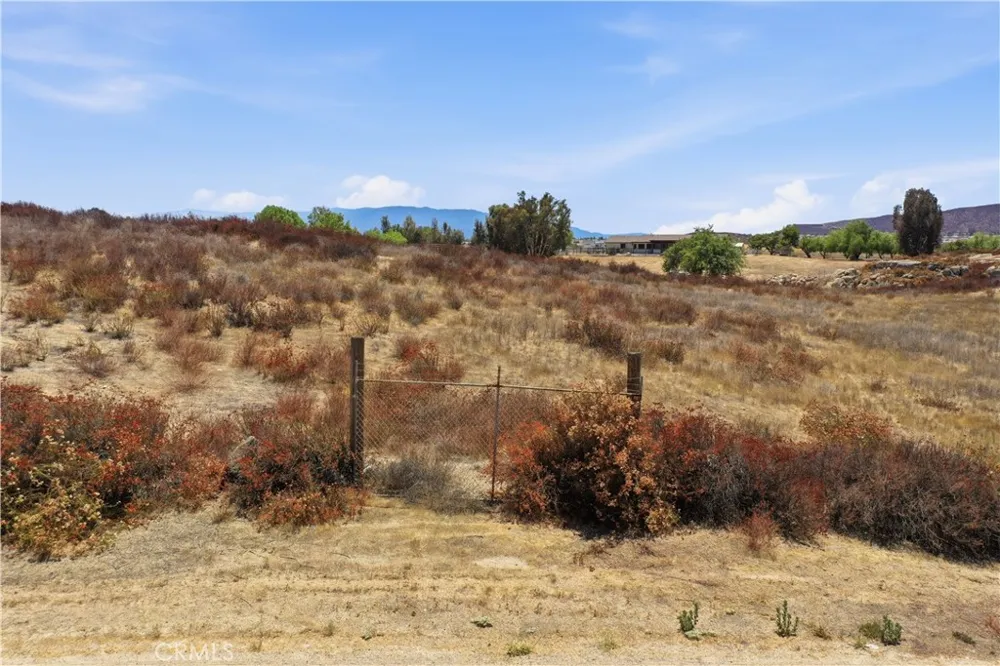 Van Gaale Winchester, CA 92563