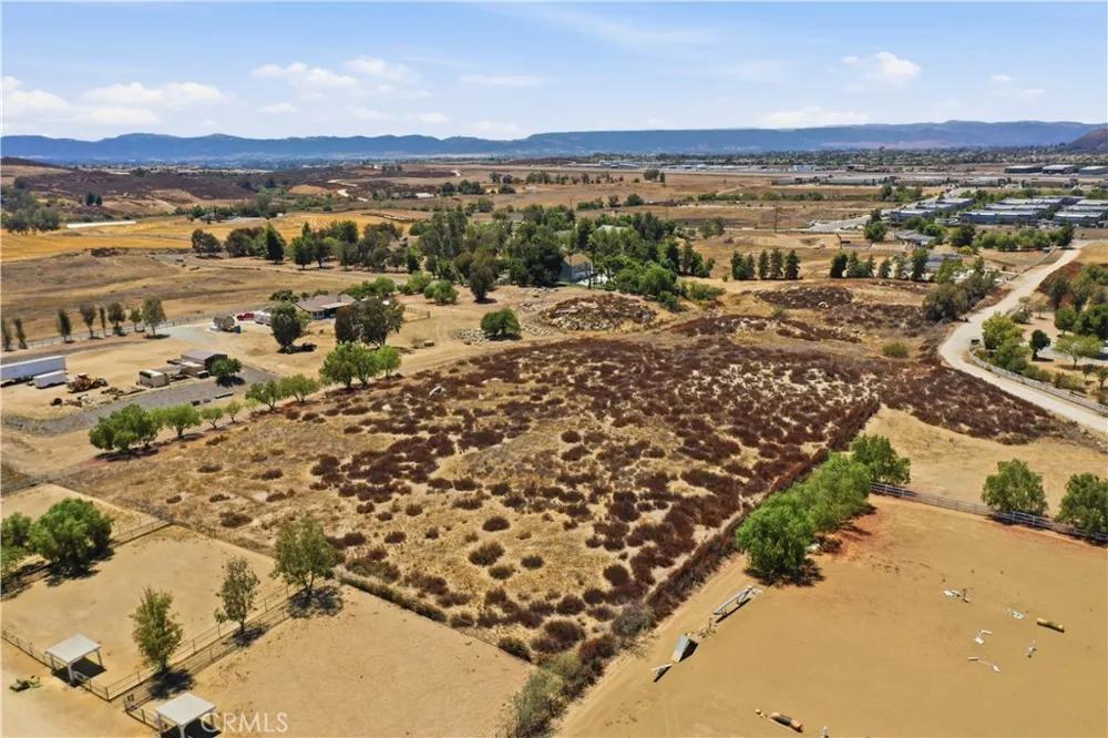 Van Gaale Winchester, CA 92563