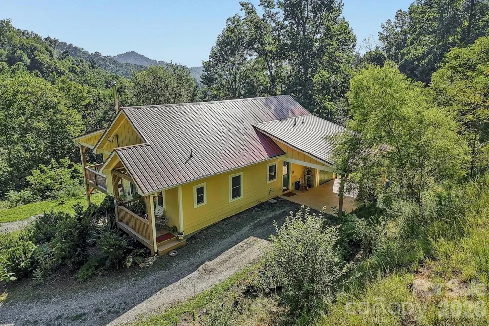 280 Kelses Valley Drive Mars Hill, NC 28754