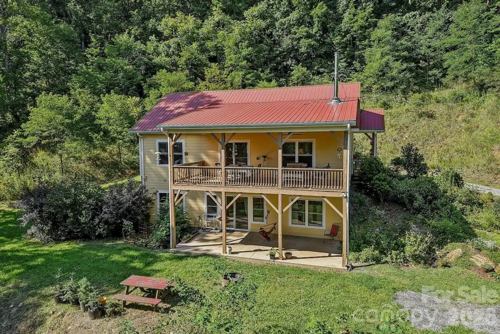 280 Kelses Valley Drive Mars Hill, NC 28754