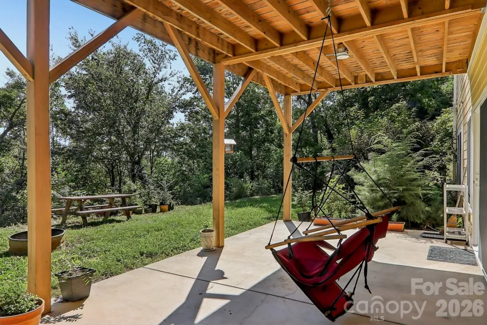 280 Kelses Valley Drive Mars Hill, NC 28754