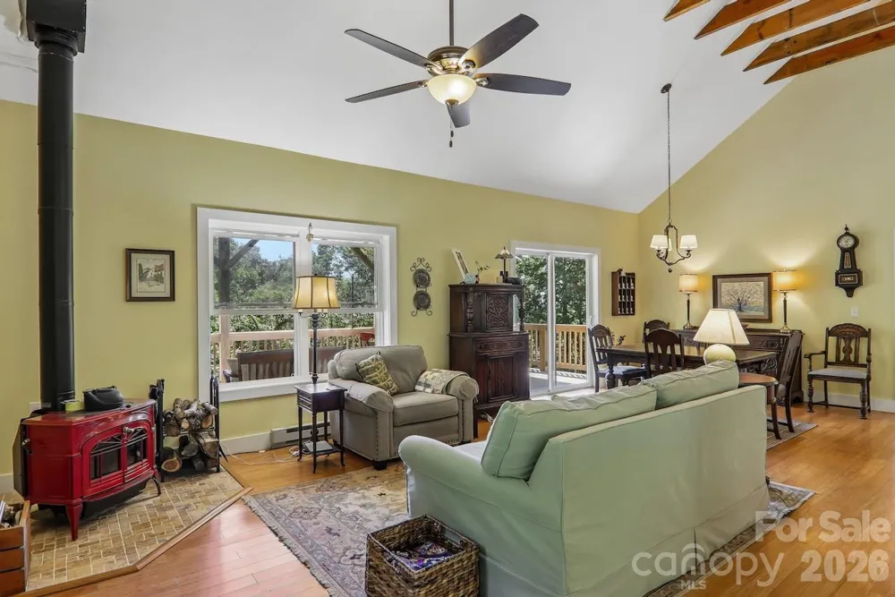280 Kelses Valley Drive Mars Hill, NC 28754
