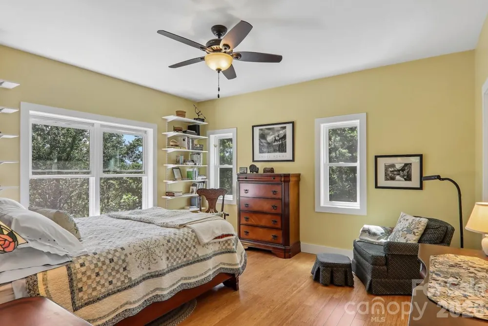 280 Kelses Valley Drive Mars Hill, NC 28754