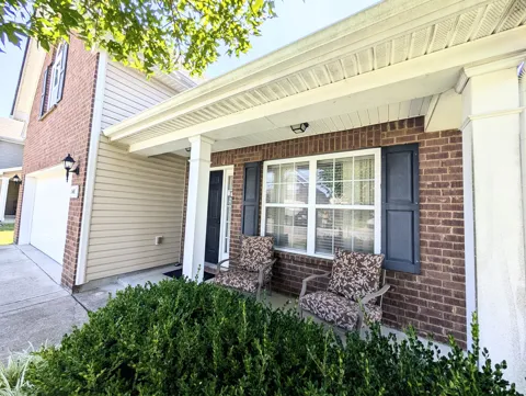 1148 Shire Dr