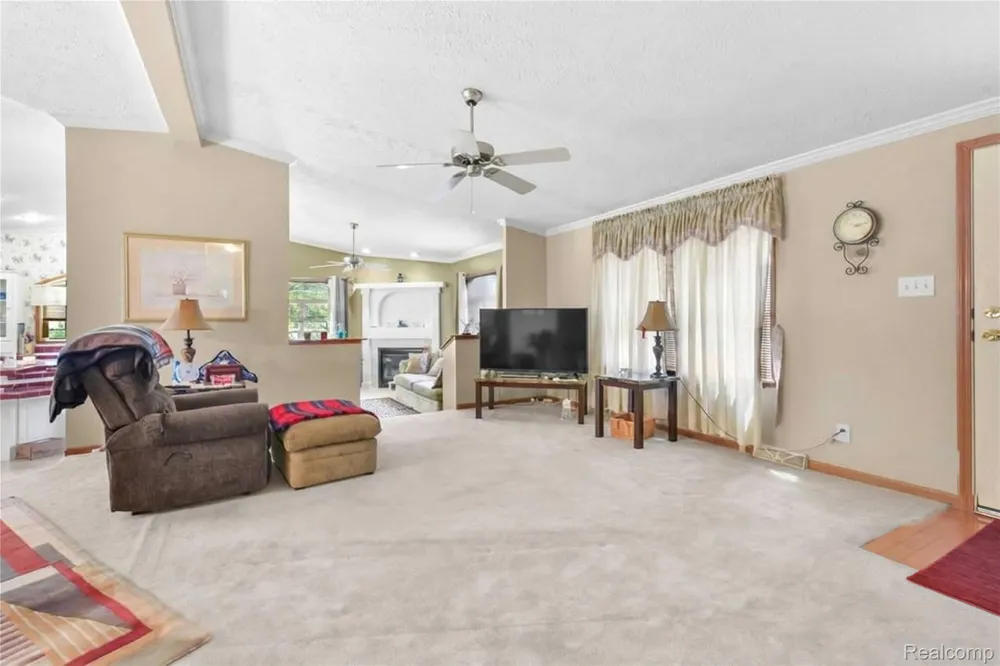 2147 Zack Ridge Drive Berlin Charter Township, MI 48166