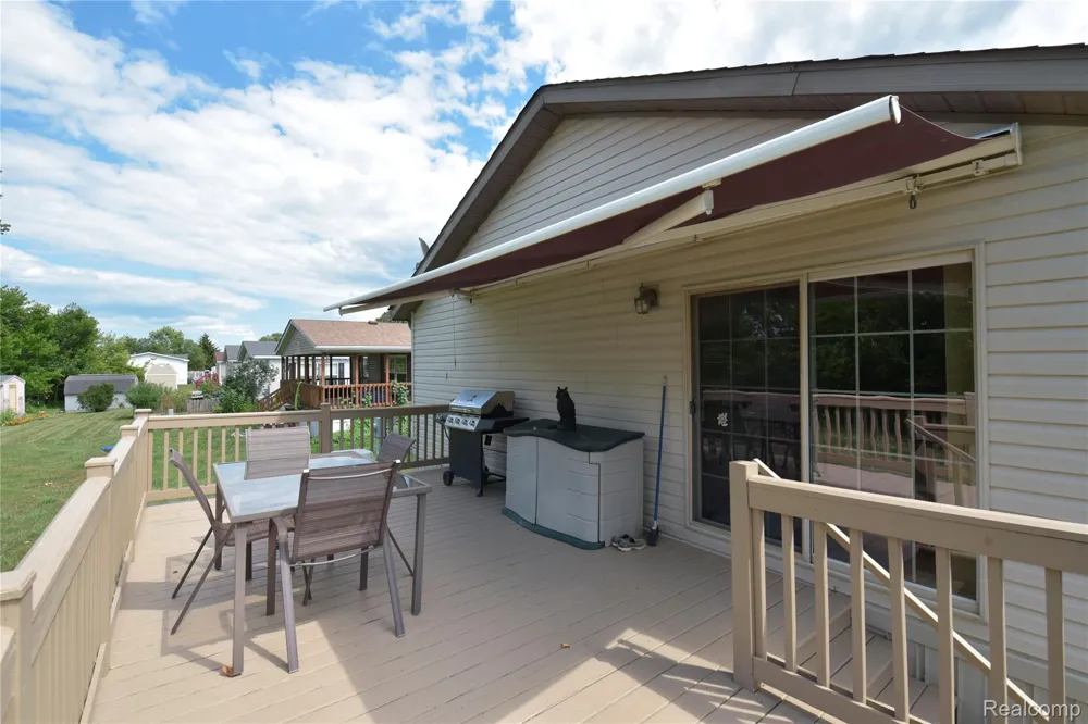 2147 Zack Ridge Drive Berlin Charter Township, MI 48166