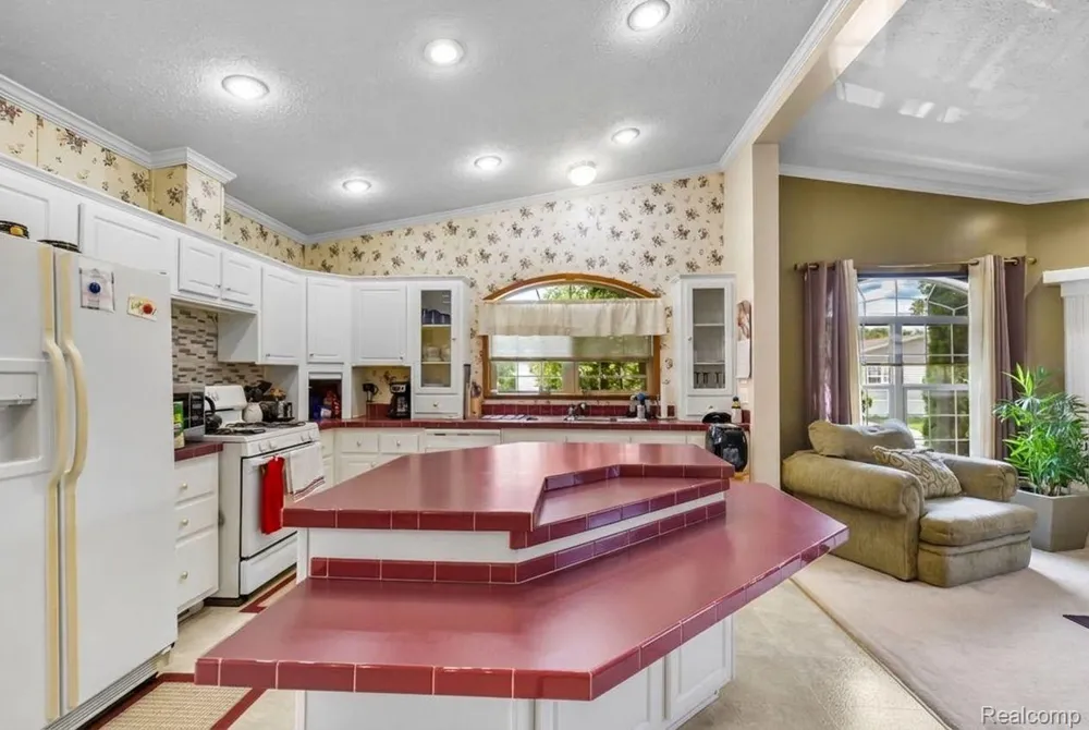 2147 Zack Ridge Drive Berlin Charter Township, MI 48166