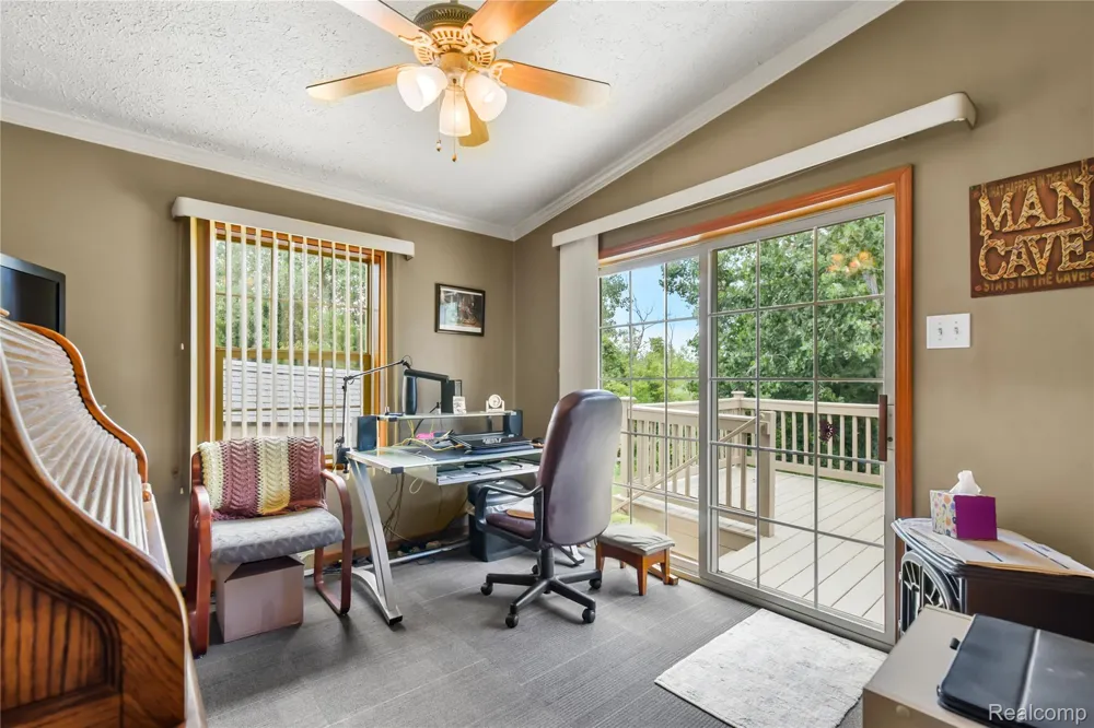 2147 Zack Ridge Drive Berlin Charter Township, MI 48166