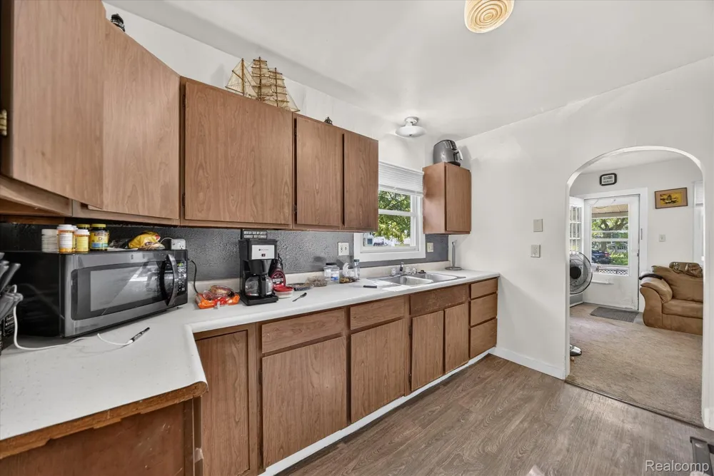 521 E Paulson Street Lansing City, MI 48906