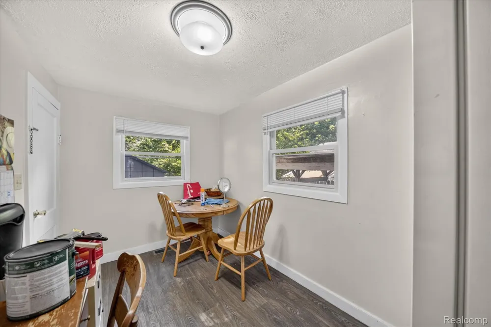 521 E Paulson Street Lansing City, MI 48906