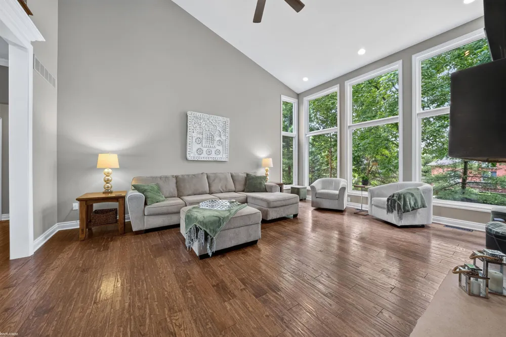 4896 Brookside Lane Washington Township, MI 48094