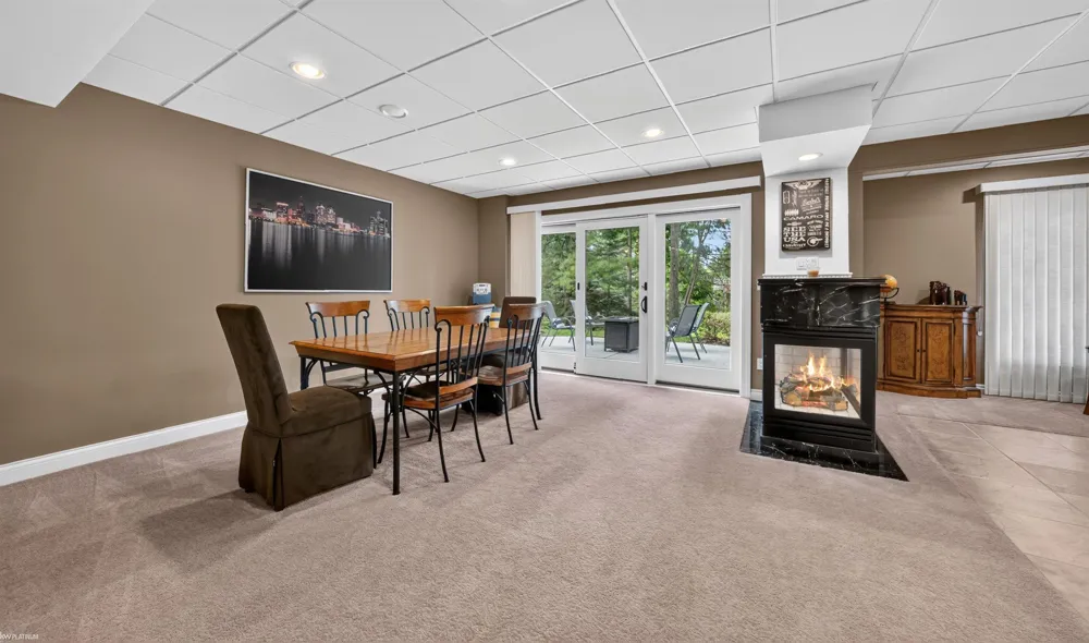 4896 Brookside Lane Washington Township, MI 48094