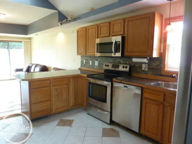 37921 Elmlane Lane Harrison Charter Township, MI 48045