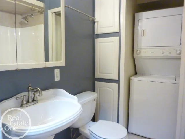 37921 Elmlane Lane Harrison Charter Township, MI 48045
