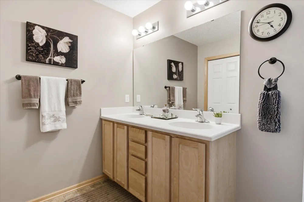 16590 72nd Court NE Elk River, MN 55330
