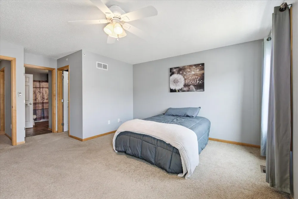 16590 72nd Court NE Elk River, MN 55330