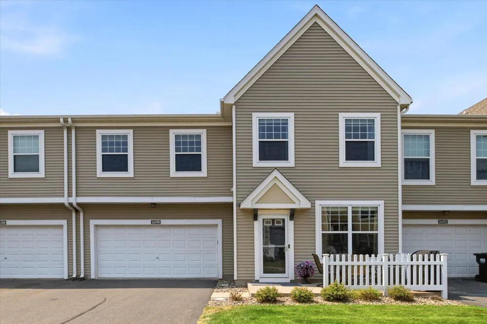 16590 72nd Court NE Elk River, MN 55330