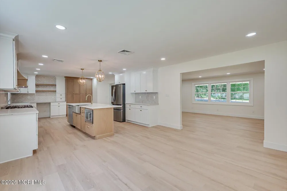 300 E Chestnut Avenue Metuchen, NJ 08840