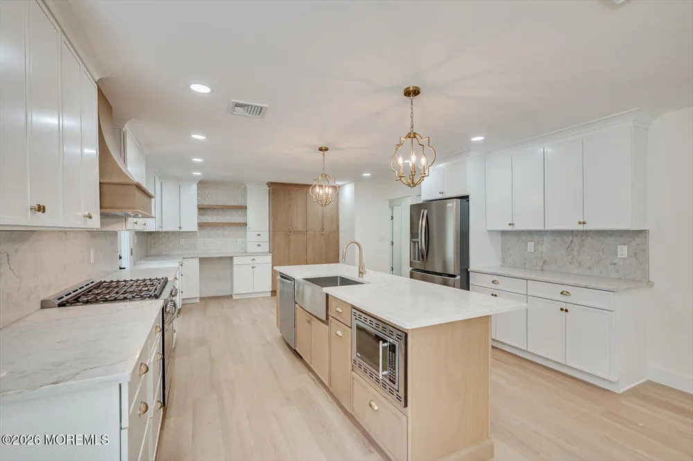300 E Chestnut Avenue Metuchen, NJ 08840