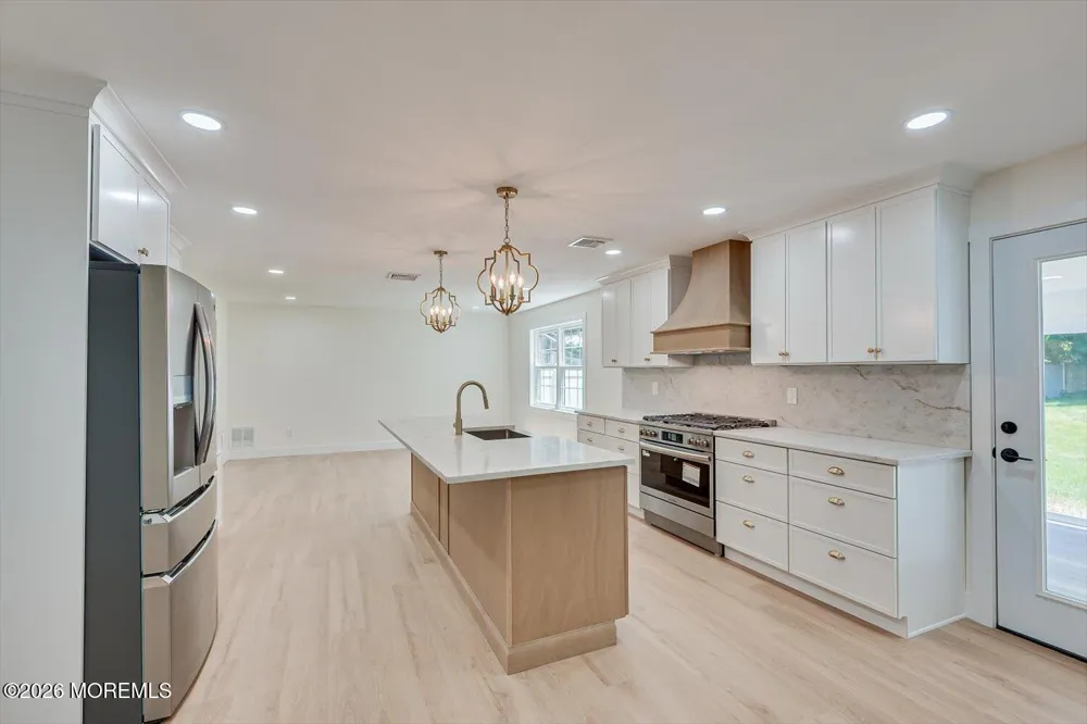 300 E Chestnut Avenue Metuchen, NJ 08840
