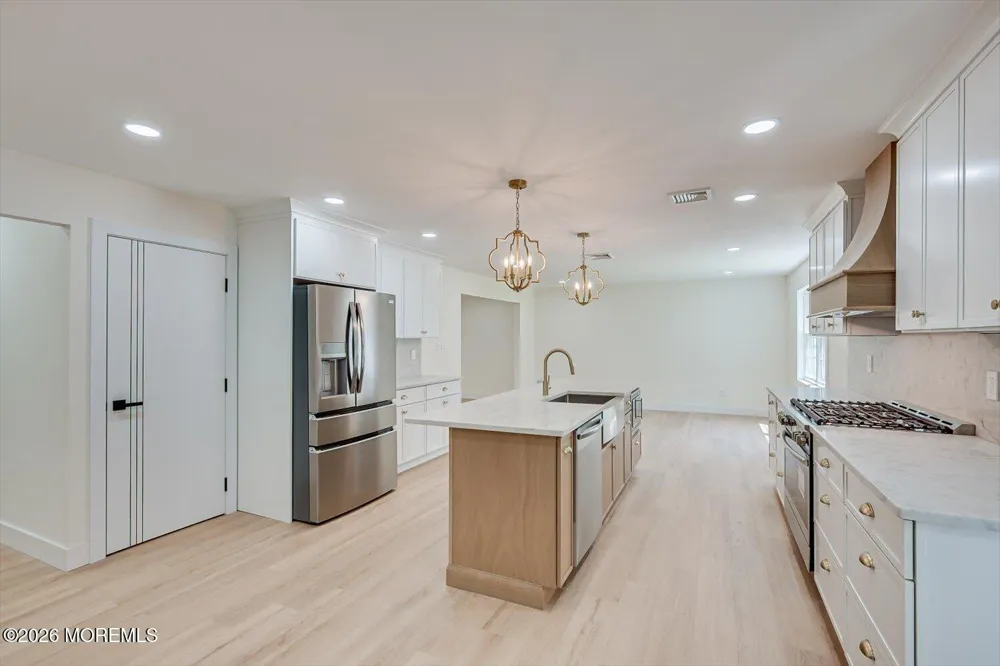 300 E Chestnut Avenue Metuchen, NJ 08840