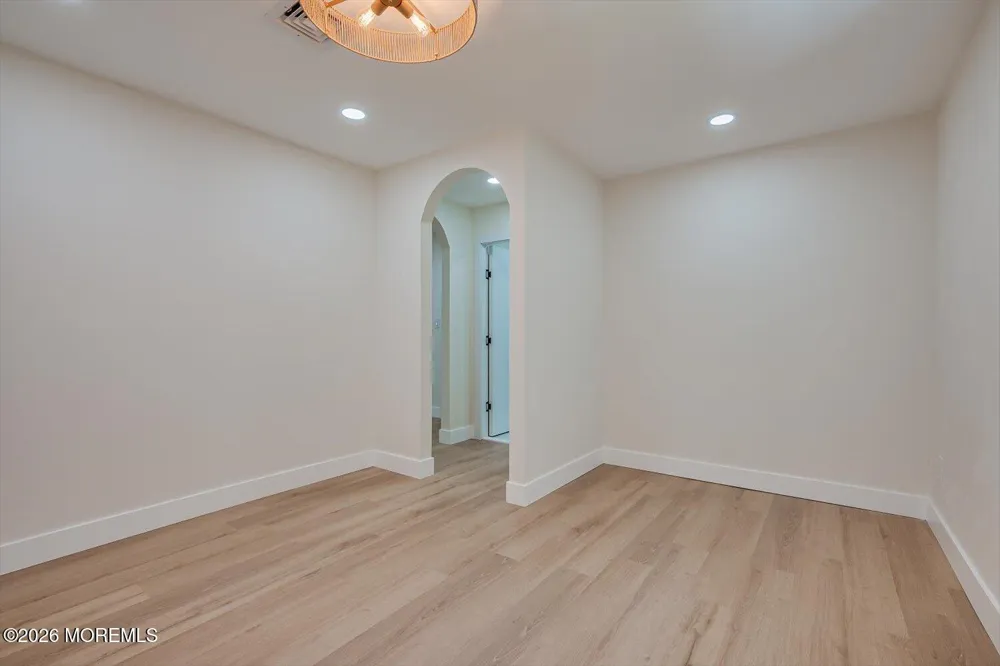 300 E Chestnut Avenue Metuchen, NJ 08840