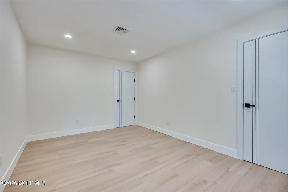 300 E Chestnut Avenue Metuchen, NJ 08840