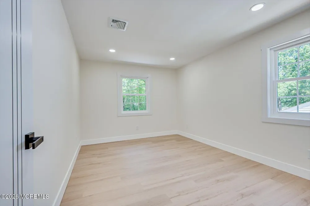 300 E Chestnut Avenue Metuchen, NJ 08840