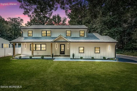 300 E Chestnut Avenue