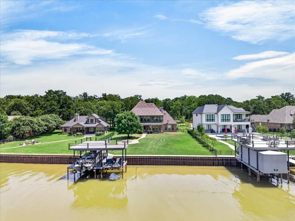 308 Saint Andrews Drive Mabank, TX 75156