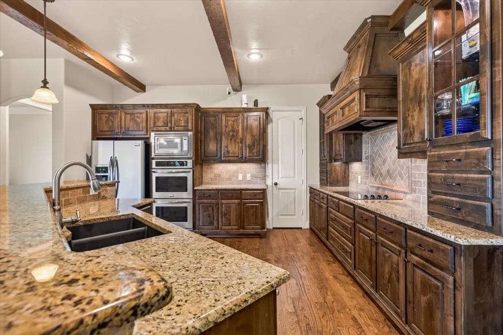 308 Saint Andrews Drive Mabank, TX 75156
