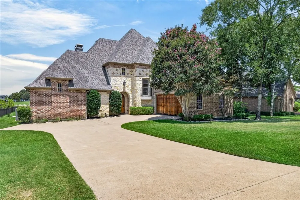 308 Saint Andrews Drive Mabank, TX 75156