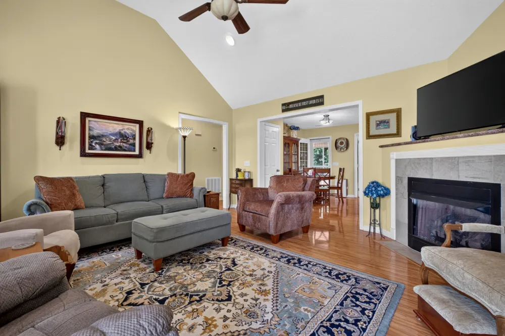 130 Bell Rd Morrison, TN 37357