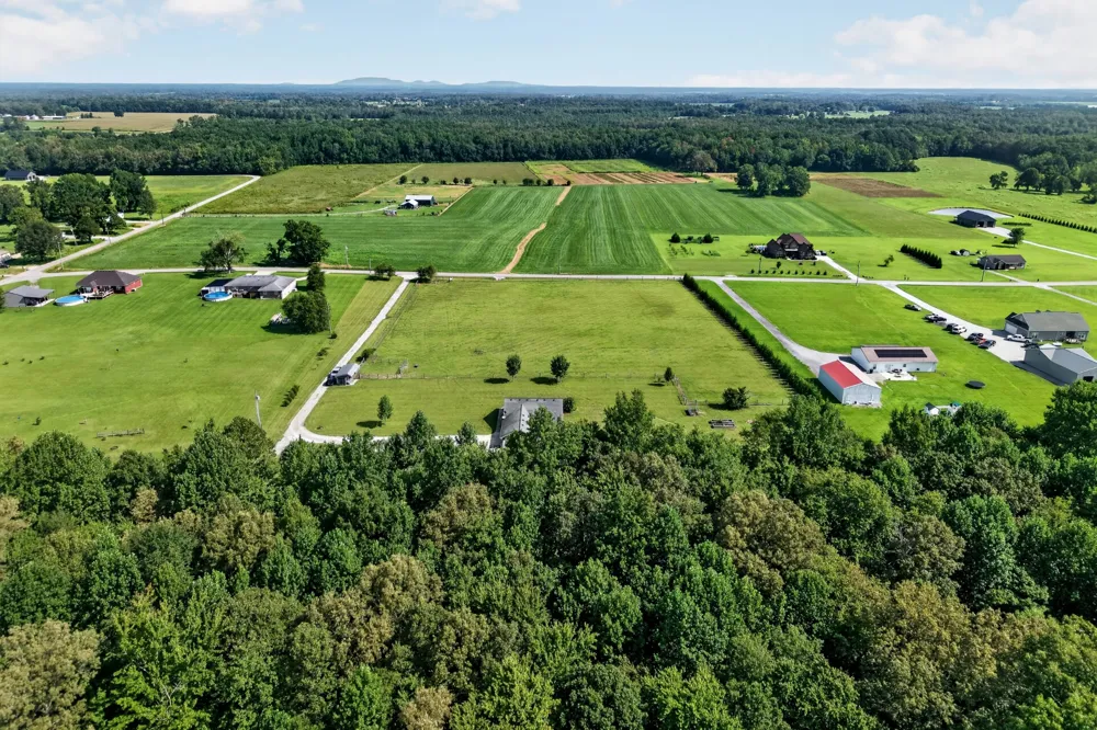 130 Bell Rd Morrison, TN 37357