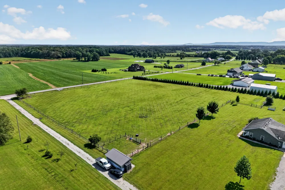 130 Bell Rd Morrison, TN 37357