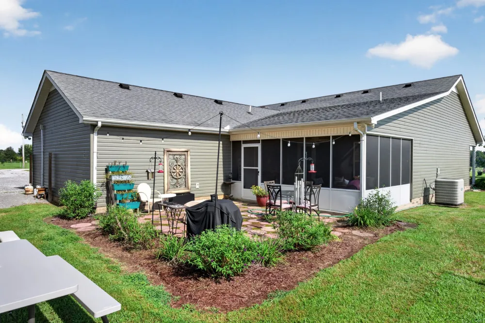 130 Bell Rd Morrison, TN 37357