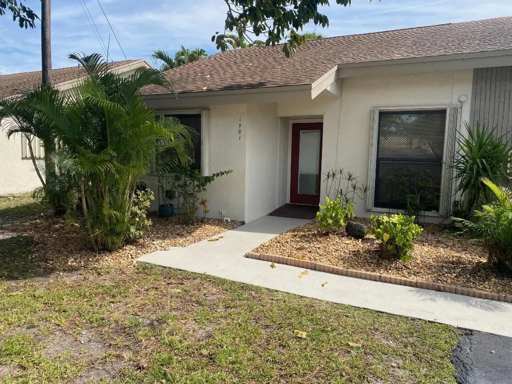 3090 S OAKLAND FOREST DRIVE #1901 Oakland Park, FL 33309