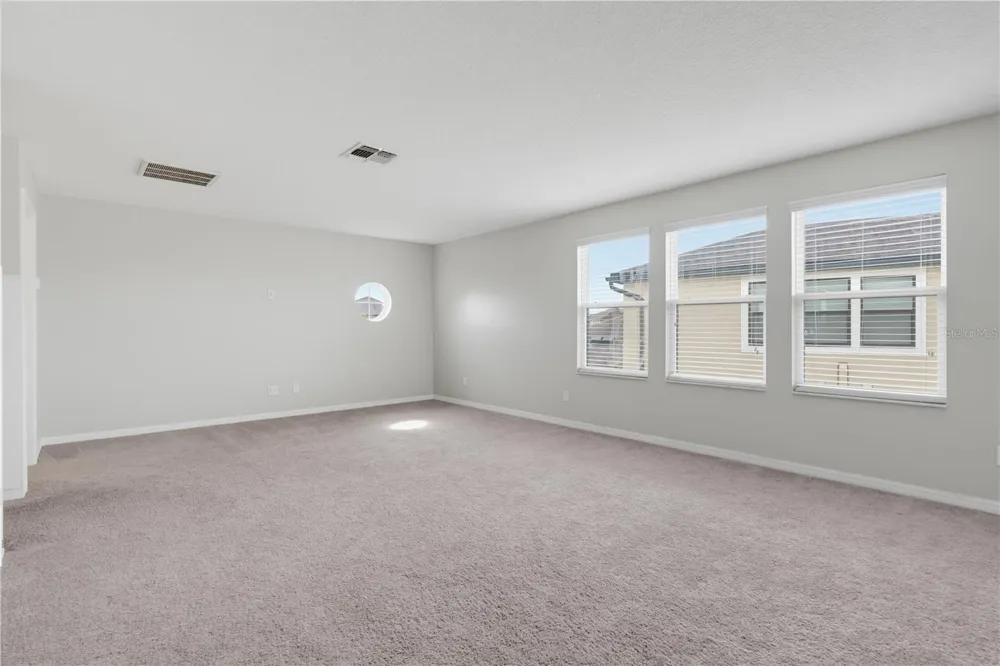 7903 LAGO MIST WAY Wesley Chapel, FL 33545