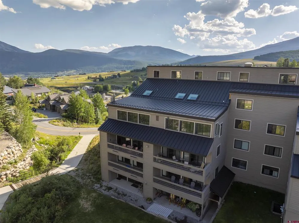 11 Hunter Hill Road #202 Crested Butte, CO 81225