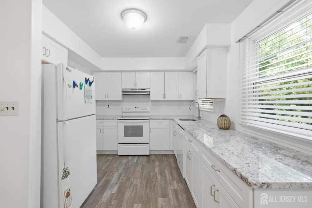 3 Rebecca Court Old Bridge, NJ 08857