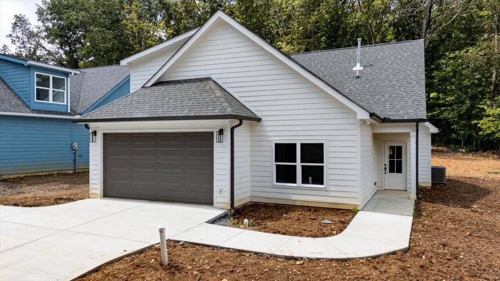 4821 Green Shanty Road Ooltewah, TN 37363